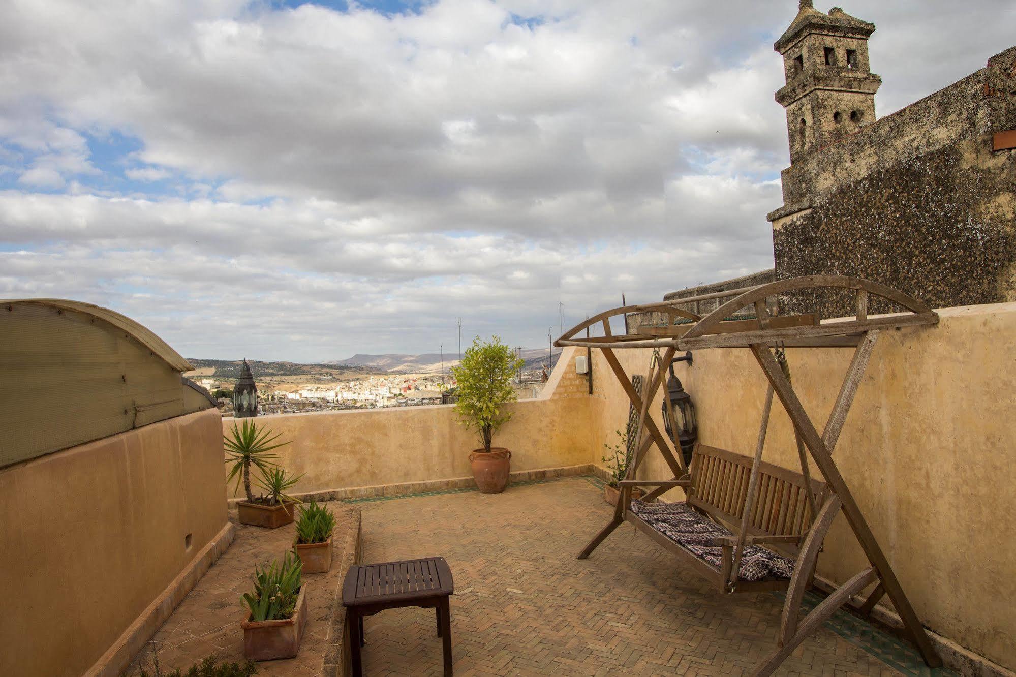 Riad Noujoum Medina Fes Exterior photo